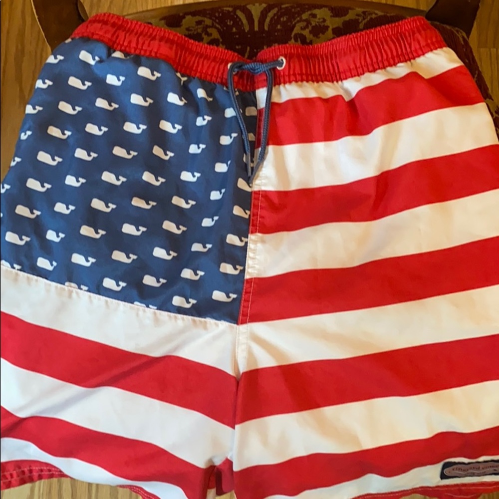 Vineyard Vines Boys XL Red,white,Bl. Bathing Suit